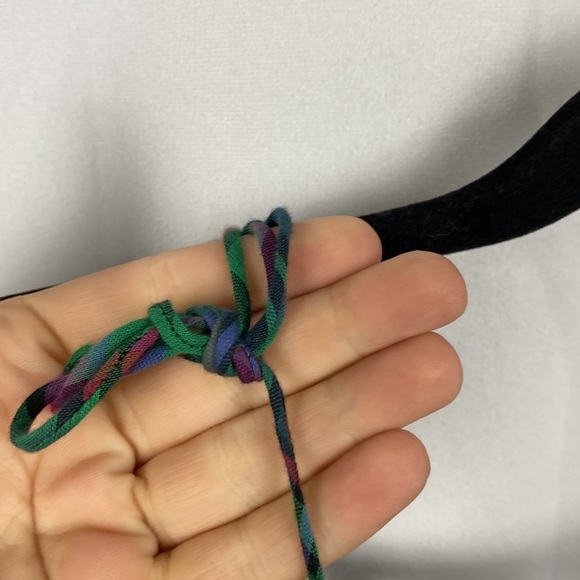 BDG Cutie Cropped Green Plaid Cami
Tank Top Tie Straps - Size Medium - Picture 10 of 13